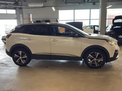PEUGEOT 3008 ALLURE 1.2 PURETECH 130 CV EAT8