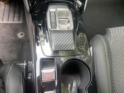 PEUGEOT 2008 GT Hybrid 145 CV e-DCS6