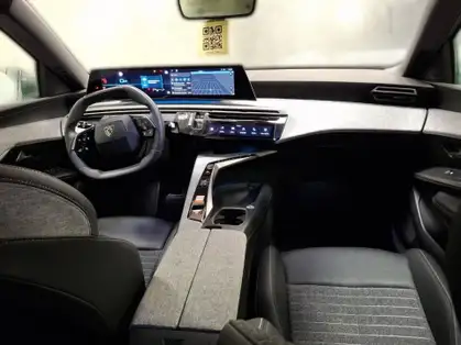 PEUGEOT 3008 ALLURE HYBRIDE 136 CV e-DCS6