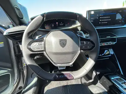 PEUGEOT 2008 GT Hybrid 145 CV e-DCS6 