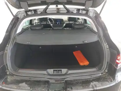 RENAULT MEGANE IV TCe 140 EDC Techno