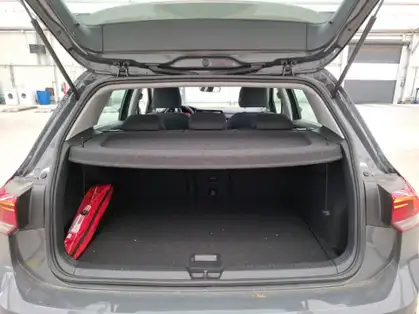 VOLKSWAGEN GOLF 1.5 TSI ACT OPF 130 BVM6 Life Business 1st