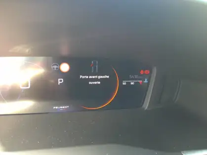 PEUGEOT 208 ALLURE HYBRID 100 CV E-DCS6