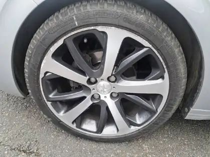 PEUGEOT 208 FELINE 1.6 VTi 120 CV BVA4