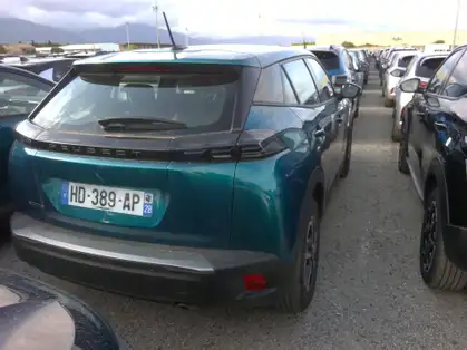 PEUGEOT 2008 STYLE 100 CV BVM6