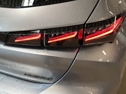 PEUGEOT 308 GT Hybrid 145 CV e-DCS6