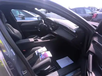 PEUGEOT 408 GT HYBRID 136 CV e-DCS6