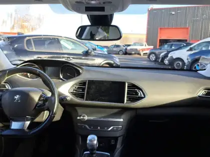 PEUGEOT 308 ALLURE BlueHDi 130 CV BVM6