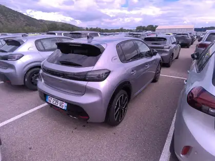 PEUGEOT 208 GT HYBRIDE 136 CV e-DCS6