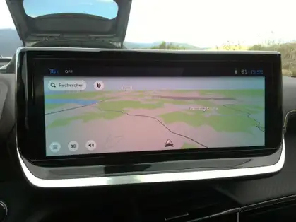 PEUGEOT 2008 50 kWh 136 ch GT