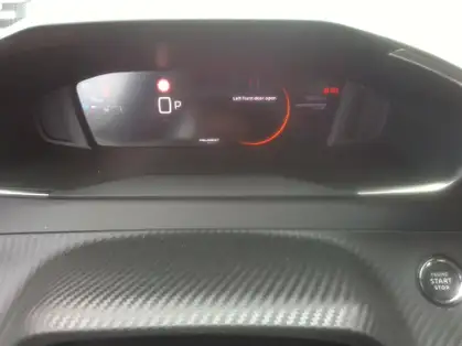 PEUGEOT 2008 ALLURE Hybrid 145 CV e-DCS6 