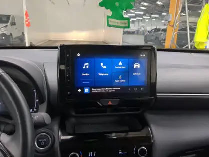 TOYOTA YARIS CROSS HYBRIDE 116h 2WD Design Business + Programme Toyota Experience