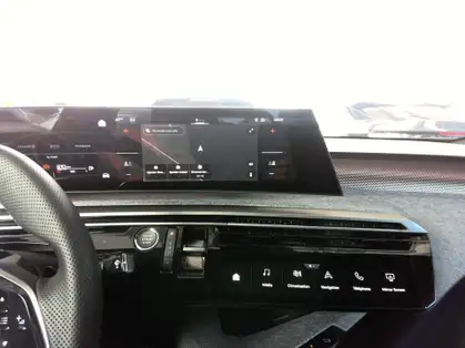 PEUGEOT 3008 GT Hybrid 145 e-DCS6