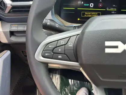 DACIA BIGSTER HYBRID EXPRESSION HYBRID 155 CV 