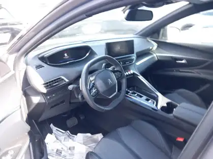 PEUGEOT 3008 3008 ALLURE PACK 1.5 BLUEHDI 130 CV EAT8