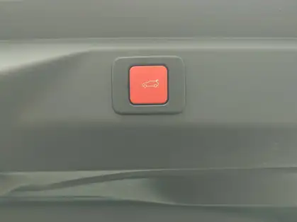 PEUGEOT 3008 GT Hybrid 145 e-DCS6