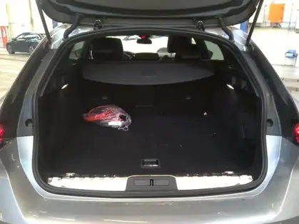 PEUGEOT 508 SW Hybrid 225 e-EAT8 Allure TO + CUIR