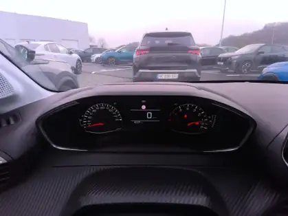 PEUGEOT 208 BUSINESS R ACTIVE BUSINESS R PURETECH 100 CV BVM6