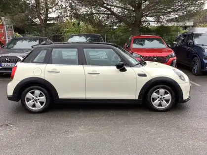 MINI HATCH 5 PORTES F55 LCI II ESSENTIAL Cooper 136 CV DKG7 