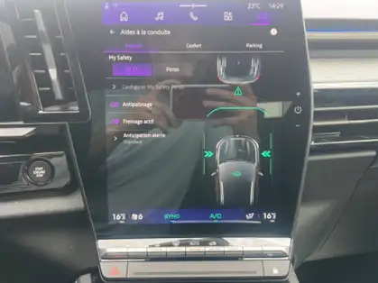 RENAULT AUSTRAL TECHNO E-Tech full hybrid 200 CV 