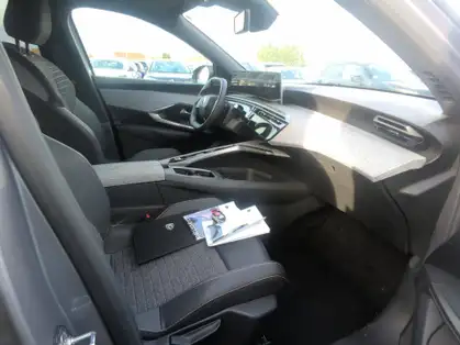 PEUGEOT 3008 ALLURE HYBRIDE 136 CV e-DCS6