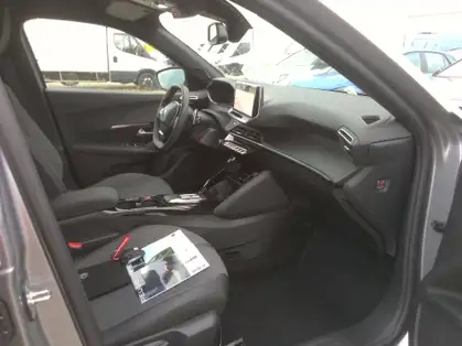 PEUGEOT 2008 ALLURE Hybrid 145 CV e-DCS6 