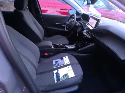 PEUGEOT 208 ALLURE HYBRID 100 CV E-DCS6