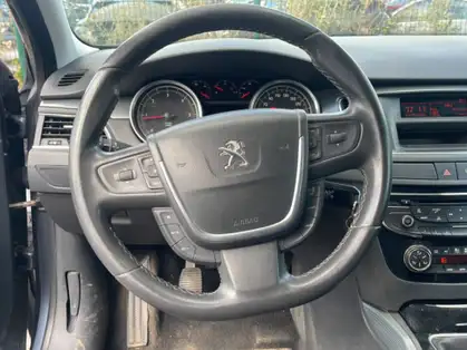 PEUGEOT 508 2.0 HDi 140ch FAP BVM6 Active