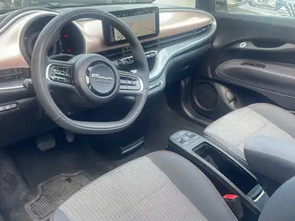 FIAT 500E CABRIOLET MY22 SERIE 1 STEP 1 SERIE 1 STEP 1 500C e 118 ch Icone '2021'
