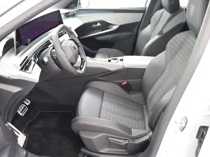 PEUGEOT 3008 GT Hybrid 145 e-DCS6