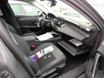 PEUGEOT 408 ALLURE Hybrid 136 e-DCS6