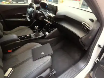 PEUGEOT 2008 ALLURE PURETECH 100 CV BVM6