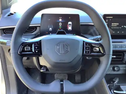 MG MG3 LUXURY 1.5 Hybrid+ 195 CV 