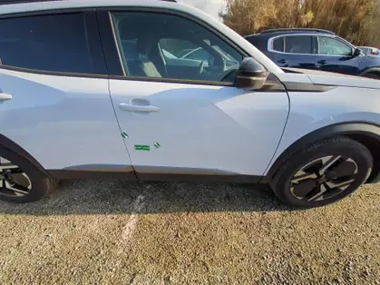 PEUGEOT 2008 ALLURE 1.2 PURETECH 130 CV EAT8