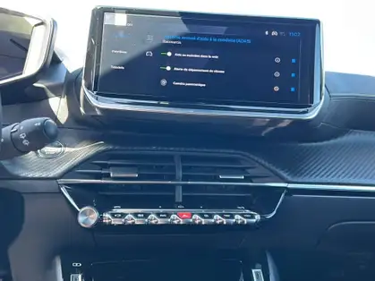 PEUGEOT 2008 GT Hybrid 145 CV e-DCS6 