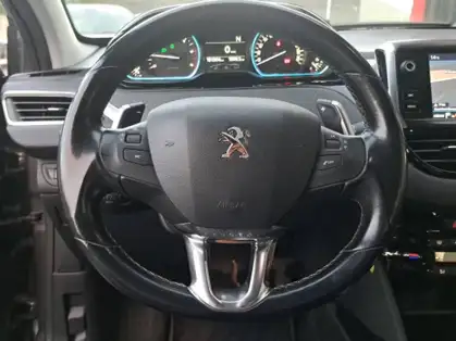 PEUGEOT 2008 1.6 BlueHDi 100ch S&S ETG6 Allure Business