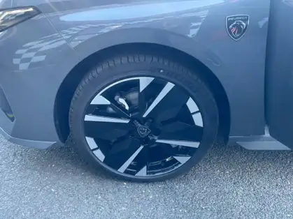 PEUGEOT 308 GT Hybrid 145 CV e-DCS6