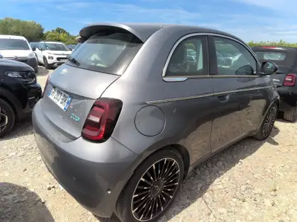 FIAT 500E BERLINE MY22 SERIE 1 STEP 1 500 e 118 ch La Prima