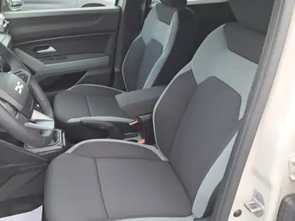 DACIA DUSTER Mild Hybrid 130 4x2 Extreme - 5P