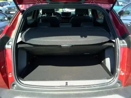 PEUGEOT 2008 ALLURE 1.2 PURETECH 130 CV EAT8