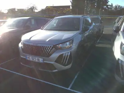 PEUGEOT 2008 ALLURE HYBRID 136 CV e-DCS6