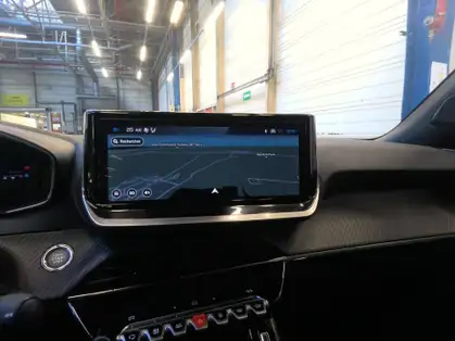 PEUGEOT 2008 ALLURE Hybrid 145 CV e-DCS6 