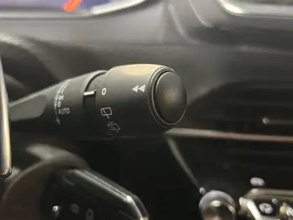 PEUGEOT 208 ALLURE HYBRID 100 CV E-DCS6