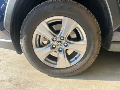 TOYOTA RAV4 HYBRIDE PRO MY23 218 ch 2WD Dynamic Business + "Beyond Zero Academy"