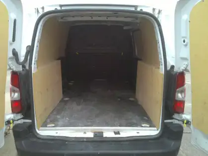 CITROEN BERLINGO VAN TAILLE XL 950 KGS BLUEHDI 100 CV BVM6