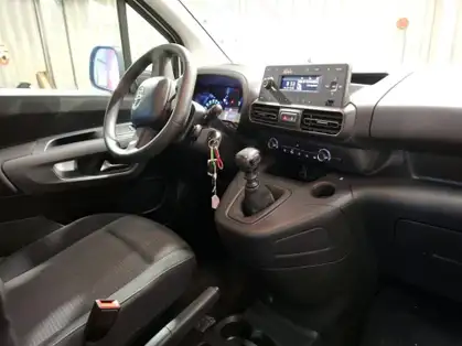 TOYOTA PROACE CITY VERSO RC21 DYNAMIC RC21 Medium 1.2L 110 VVT-i BVM6 