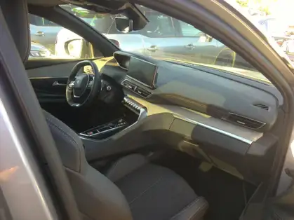 PEUGEOT 5008 GT 1.2 HYBRID 136 CV E-DCS6