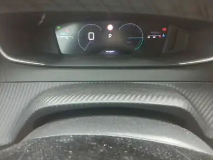 PEUGEOT 208 ALLURE HYBRID 100 CV E-DCS6