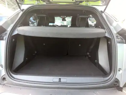 PEUGEOT 2008 ALLURE HYBRID 136 CV e-DCS6