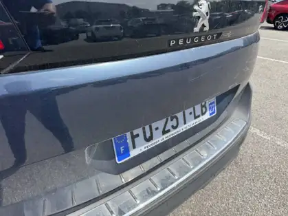 PEUGEOT 5008 ALLURE 1.2 PURETECH 130 CV BVM6